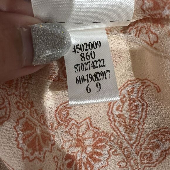 Chico’s Flounce-Front Paisley Blouse Pink Sheer Long Sleeve V-Neck Size 6 Petite - Picture 8 of 11